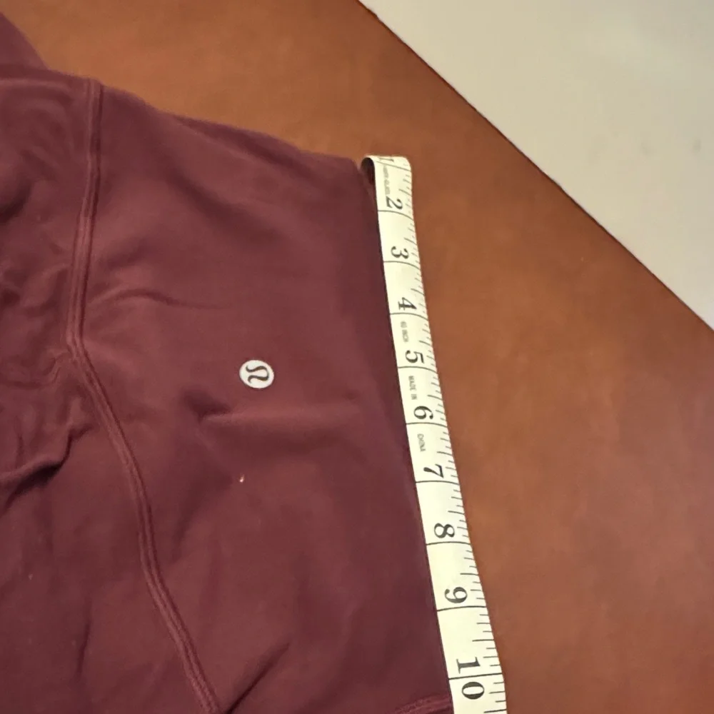 lululemon athletica stylish burgundy